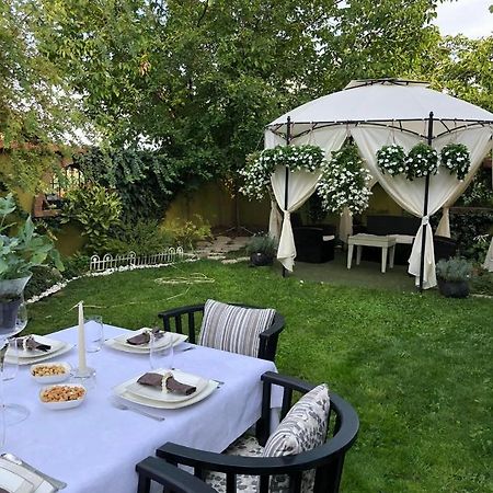 Lux Garden Home D Куманово Екстериор снимка