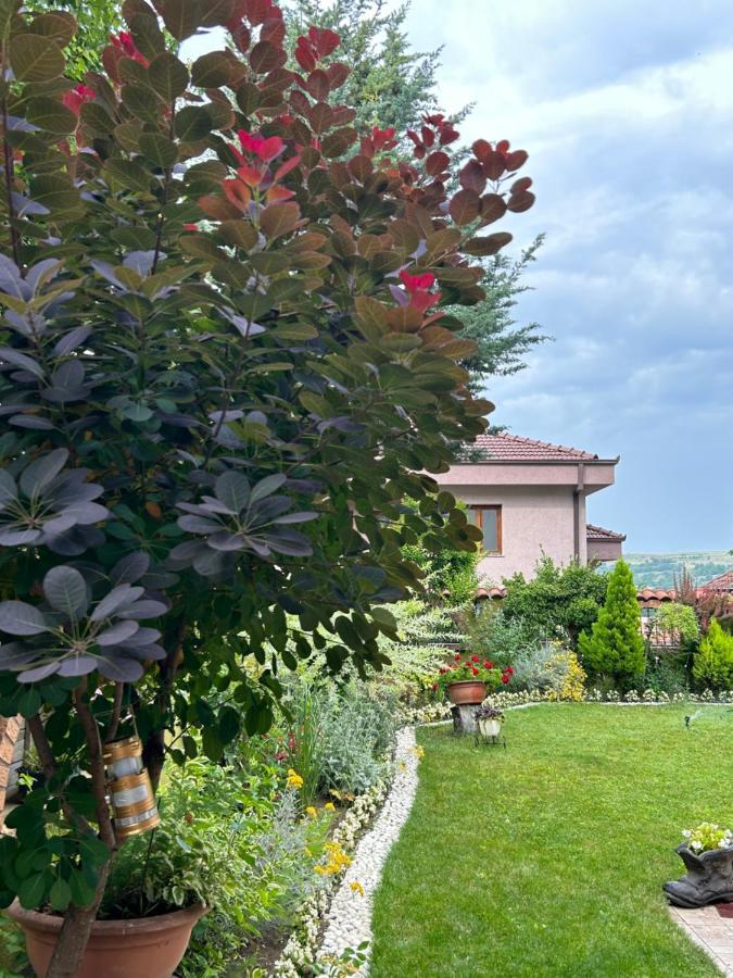 Lux Garden Home D Куманово Екстериор снимка